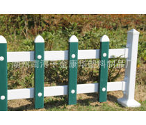 綠化護欄的新選擇 塑鋼PVC護欄的優(yōu)勢與應(yīng)用